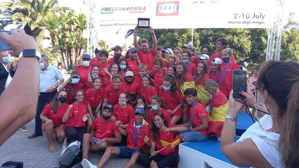 ESPAÑA LOGRA SEIS MEDALLAS EN EL MUNDIAL DE 420, CUATRO DE ELLAS PARA BALEARES